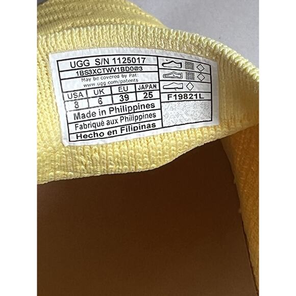 UGG Womens Sammy Wavy Banana Pudding Slip-On Sneaker Yellow Women's Size 8 - Picture 7 of 7